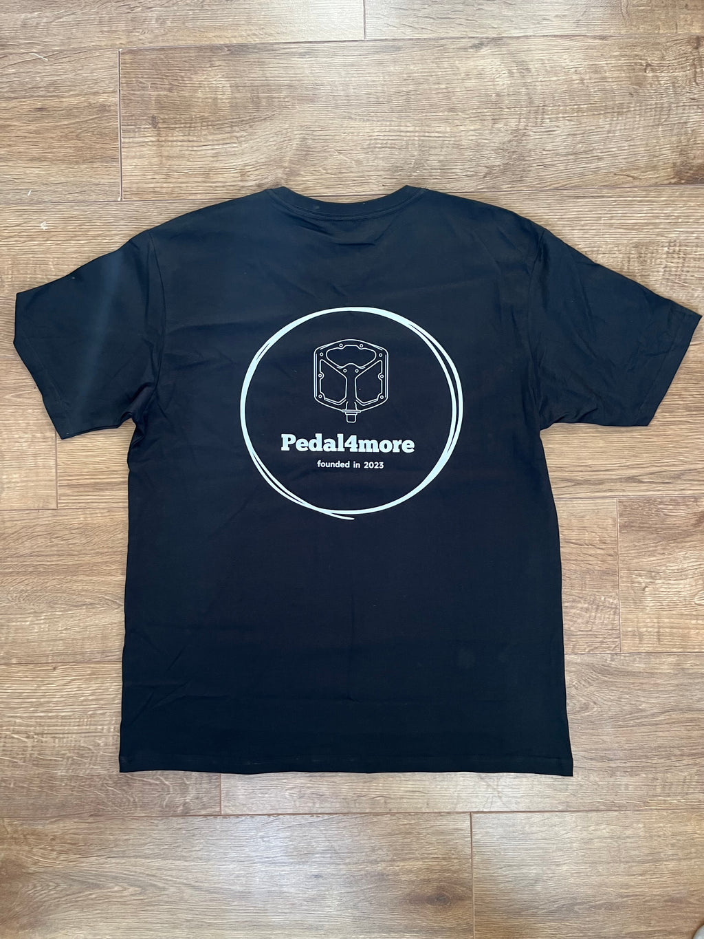 Black trail tee