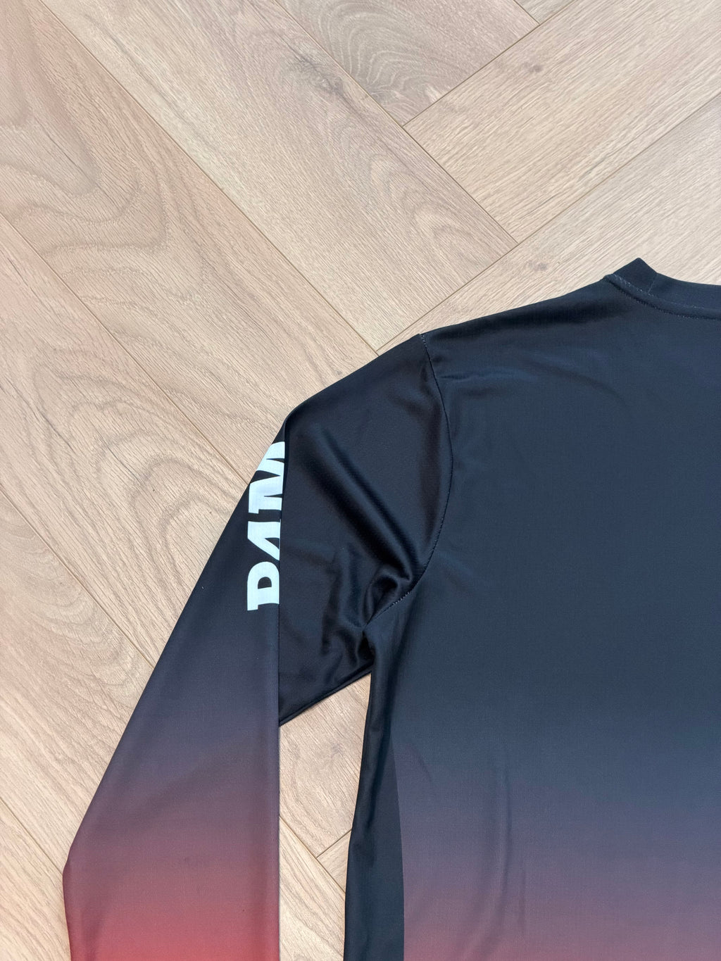Red fade jersey