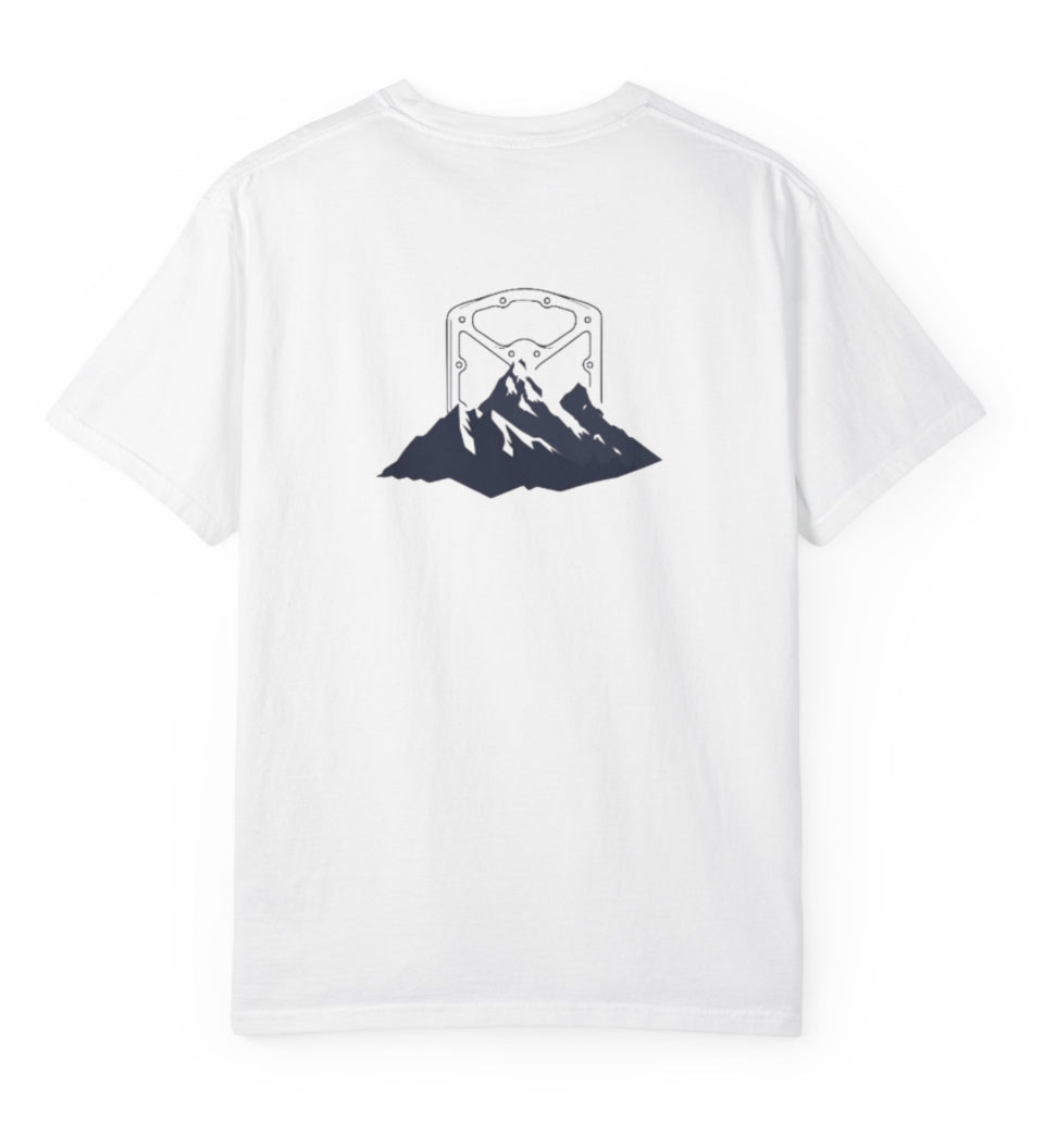White mountain tee