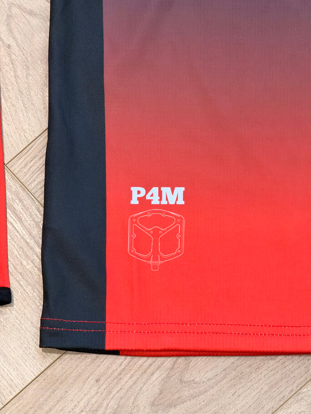 Red fade jersey