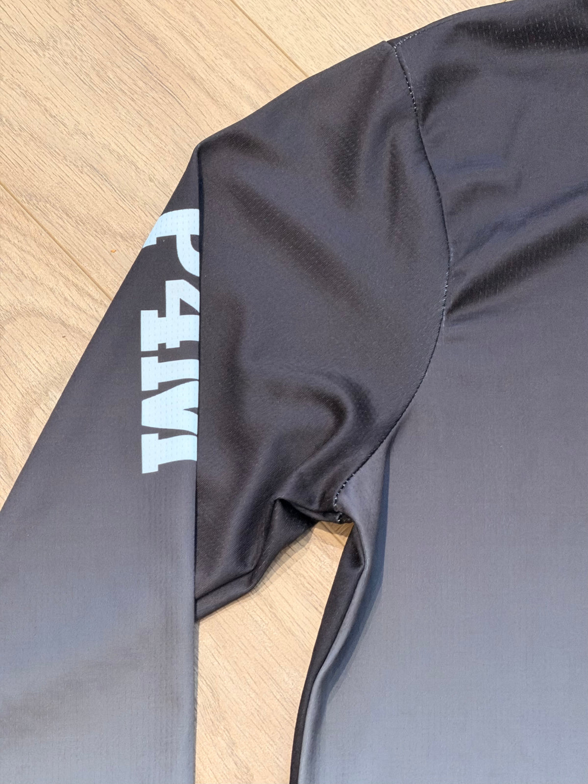 Black fade jersey